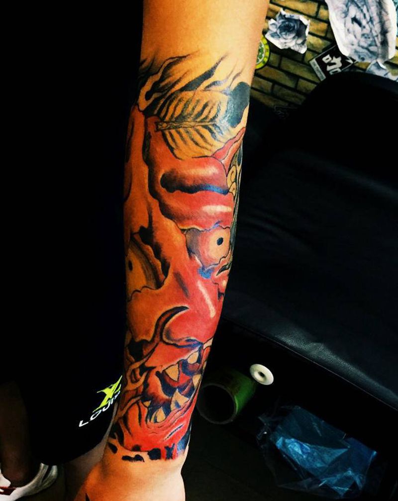 般若纹身图片_颈部Old School纹身图案