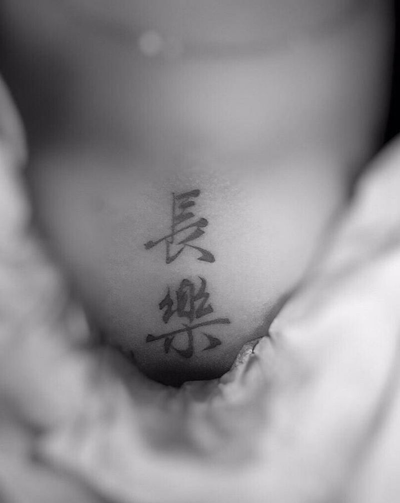 不明白，我给客人优惠有什么错，纹身图片_颈部腿部几何New School纹身图案