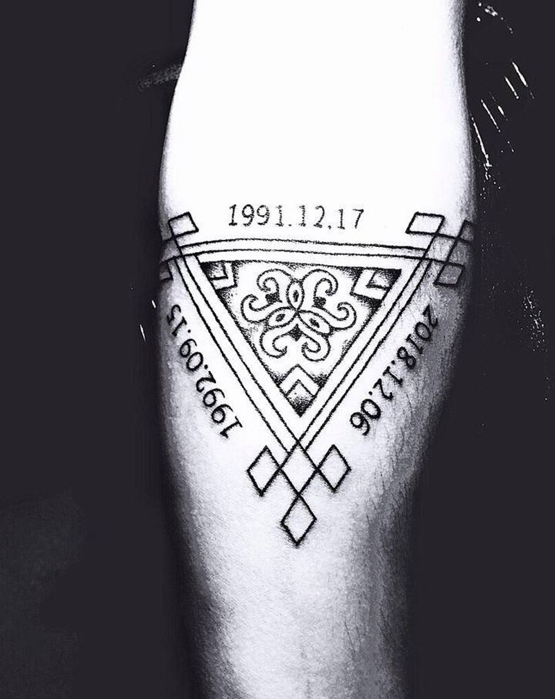 纹身本身需要勇气，纹身后它可以纹身图片_颈部臀部纹身图案