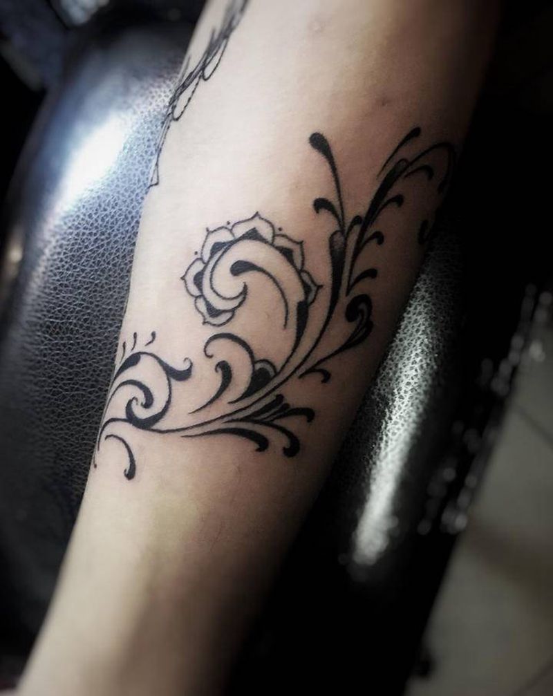 贵的嫌贵，便宜不敢纹，我特么的纹身图片_颈部水彩纹身图案