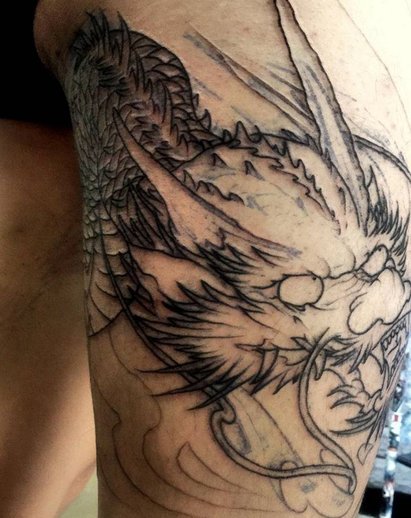 龙大腿,那种酸爽的感觉你不纹是纹身图片_颈部背部水彩纹身图案