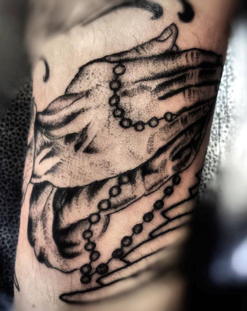 祈祷是个人信仰,关键还是得补钙纹身图片_颈部腿部几何老传统纹身图案