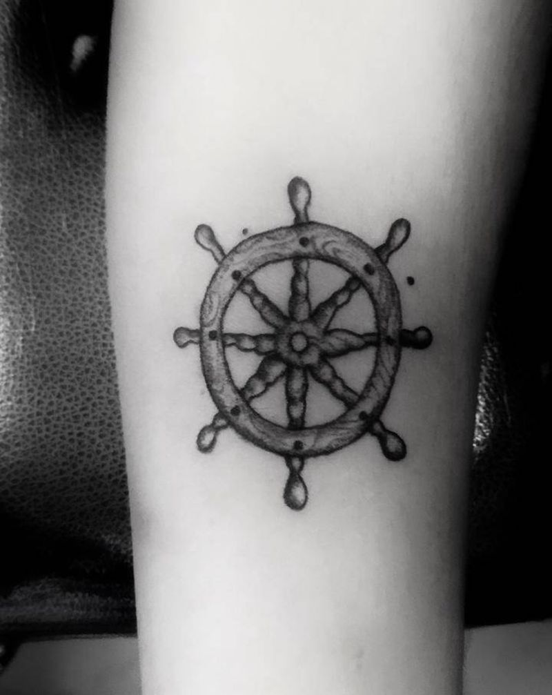 这是什么标志,你知道吗,纹身只纹身图片_颈部New School老传统纹身图案