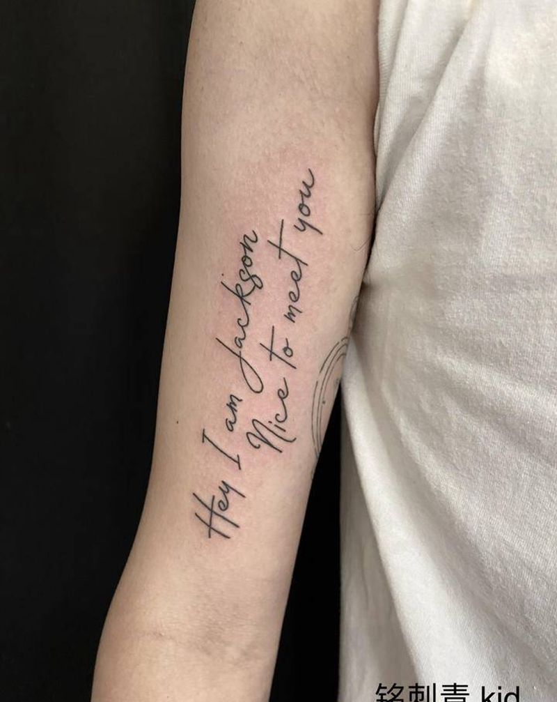 英文纹身图片_手臂字母纹身图案