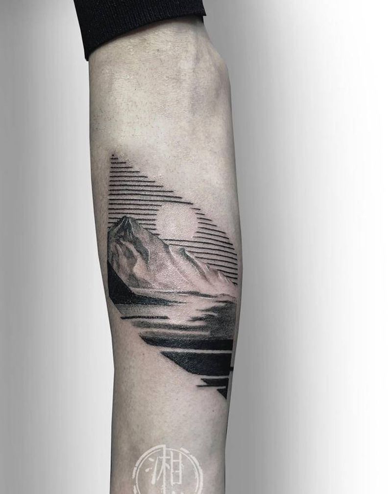 冰山纹身图片_手臂几何纹身图案