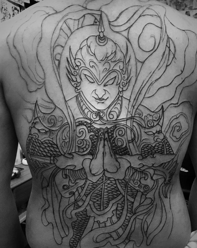 纹身特价,干就完了,别墨迹纹身图片_颈部臀部Old SchoolNew School纹身图案