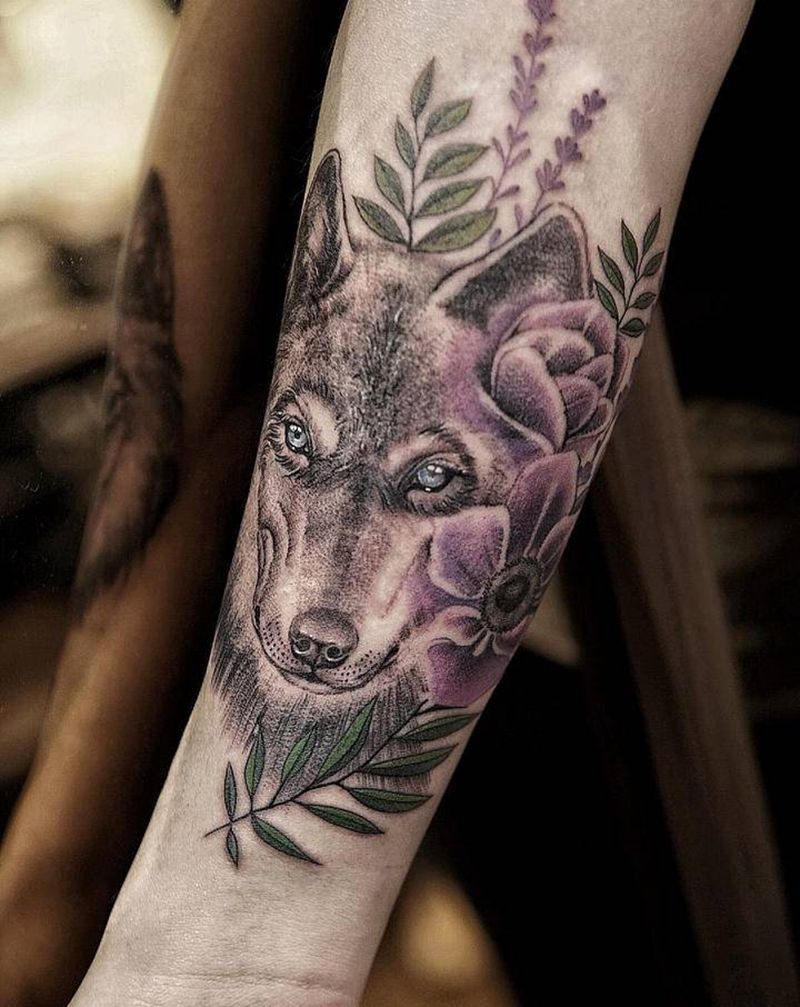 狼纹身图片_手臂点刺纹身图案