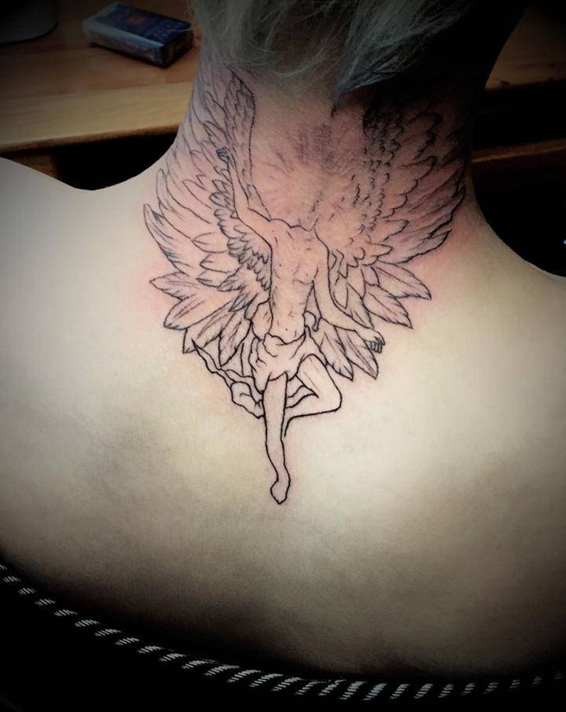 带你装叉带你飞,天使纹身纹身图片_臀部背部纹身图案