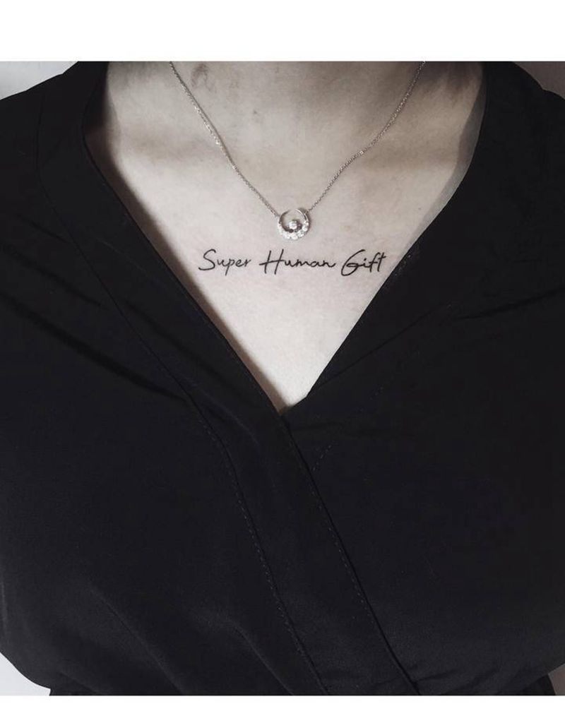 小英文纹身图片_胸部图腾纹身图案