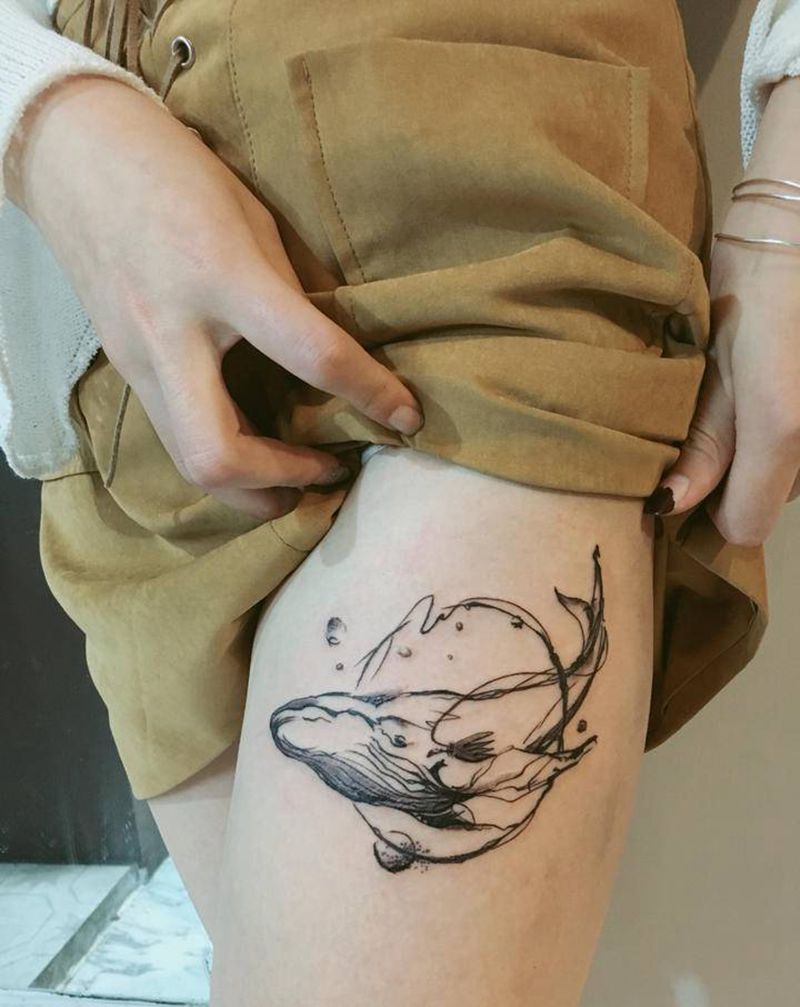 鲸纹身图片_腿部水墨几何纹身图案