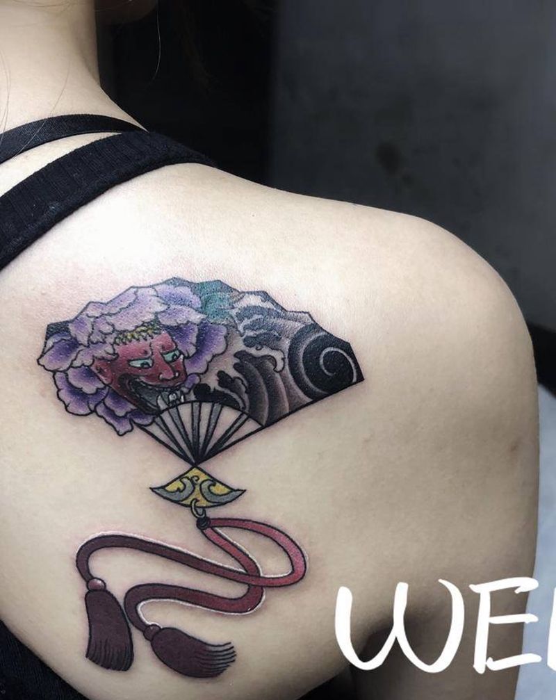 传统扇子纹身图片_背部老传统纹身图案