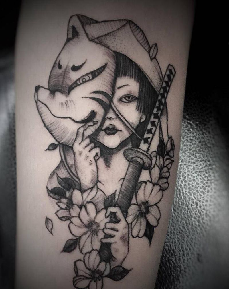 艺妓纹身图片_颈部腿部New School几何纹身图案