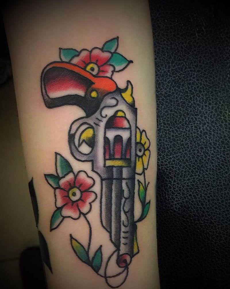 年前最后的活动，纹身只收材料费纹身图片_手部New School新传统纹身图案