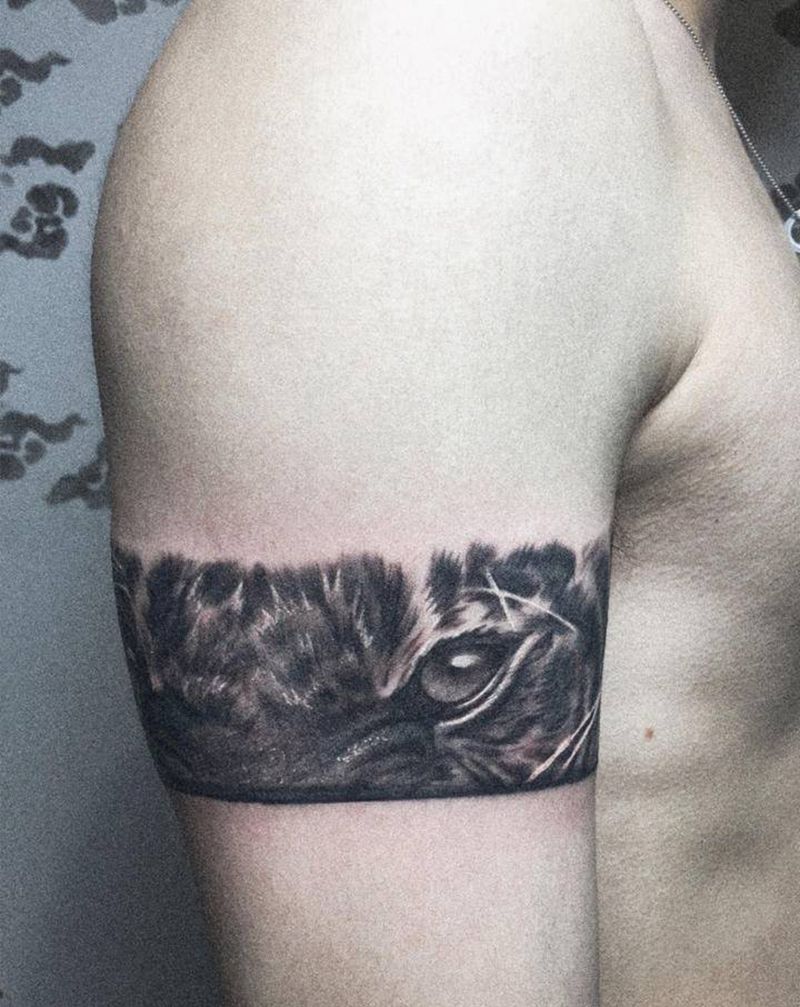 狮子纹身图片_手臂欧美写实纹身图案