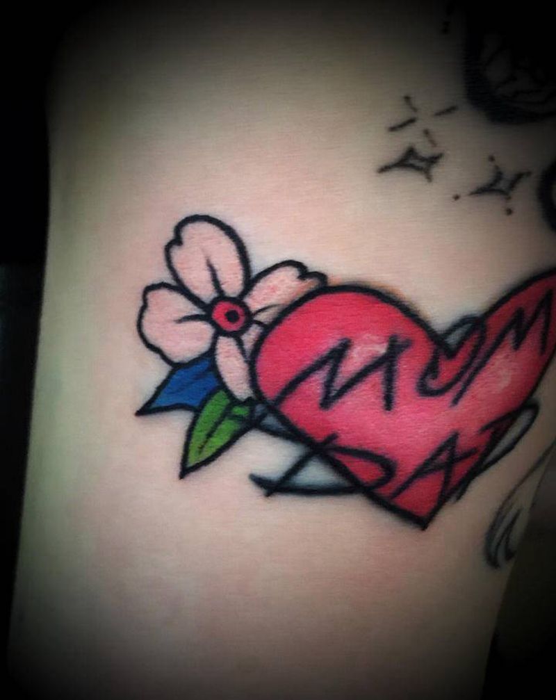 过年特价纹身工作多年纹身图片_颈部肩部New School几何纹身图案