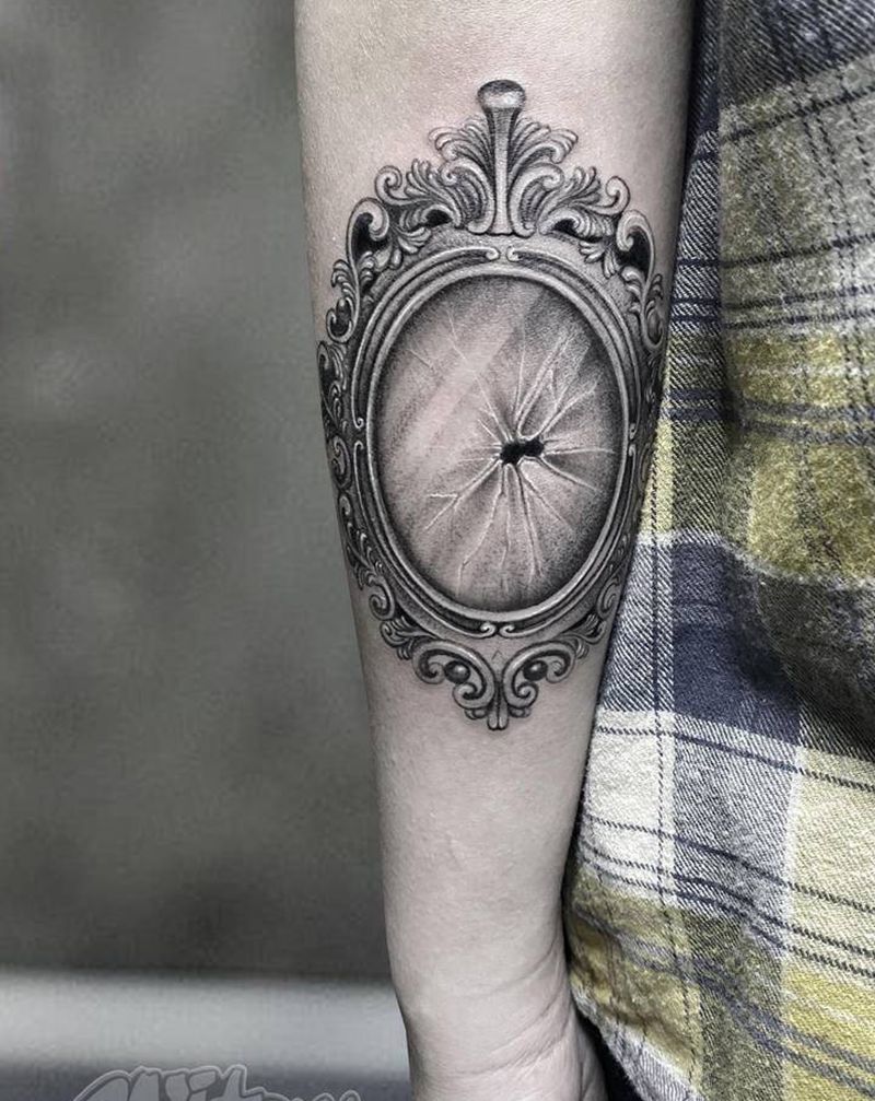 镜碎纹身图片_手臂欧美写实纹身图案