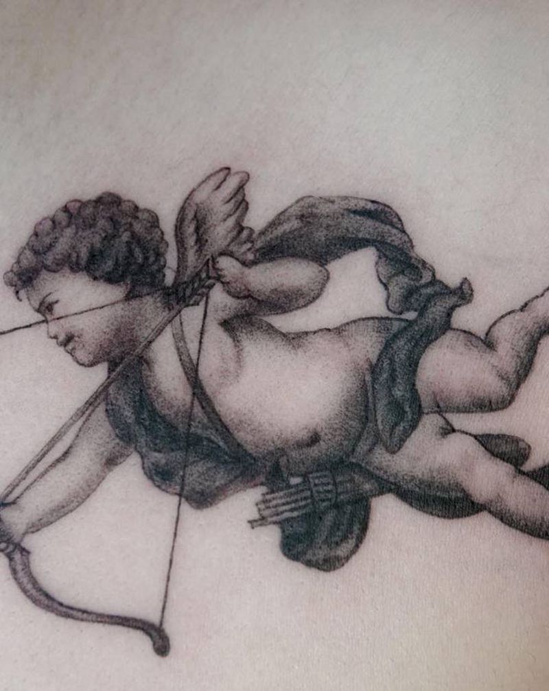 丘比特纹身图片_胸部肩部欧美写实丘比特写实情侣纹身图案