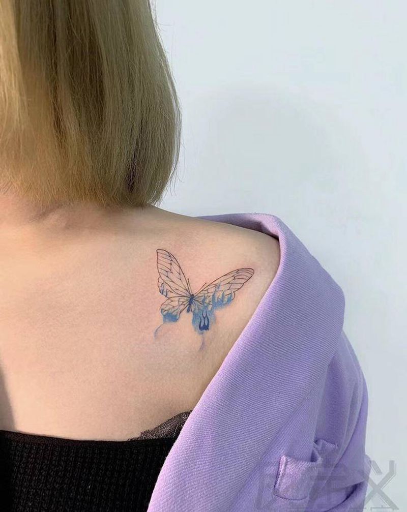 蝴蝶纹身图片_肩部小清新纹身图案