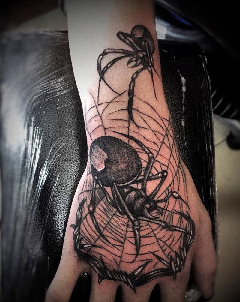 不谈来世，只说今生，纹身特价纹身图片_颈部胸部几何纹身图案