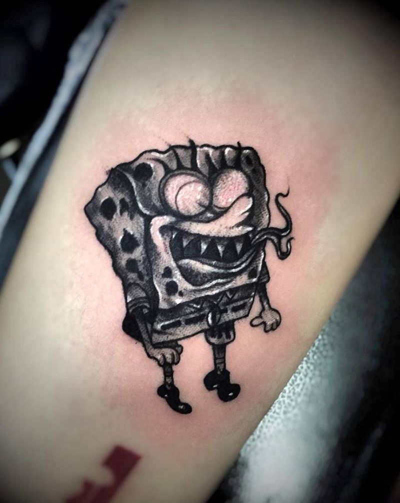 纹身特价纹身图片_颈部背部New School几何纹身图案