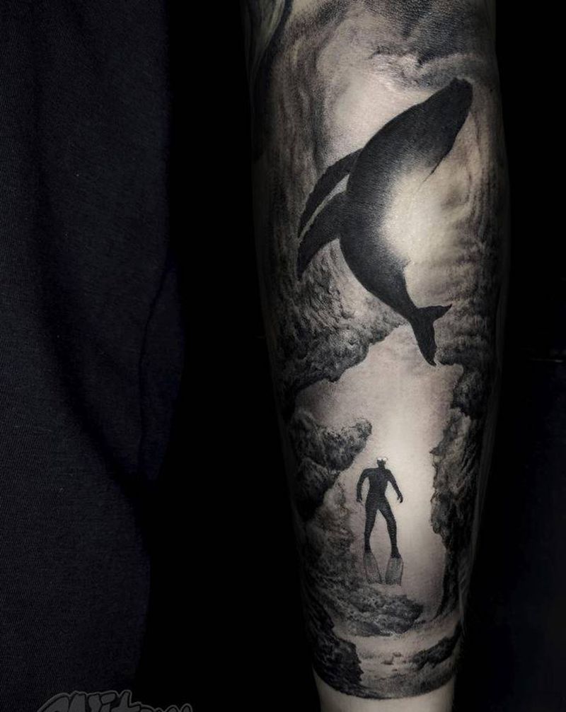 随鲸纹身图片_手臂欧美写实纹身图案