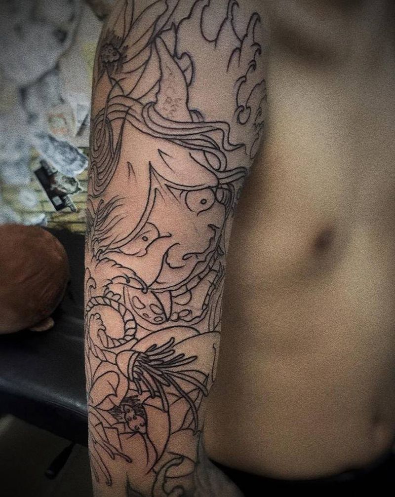 几块钱纹身图片_颈部肩部水彩纹身图案