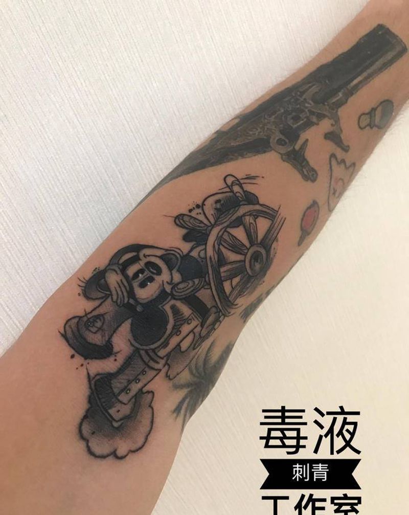 右手给左手纹图案纹身图片_手臂纹身图案