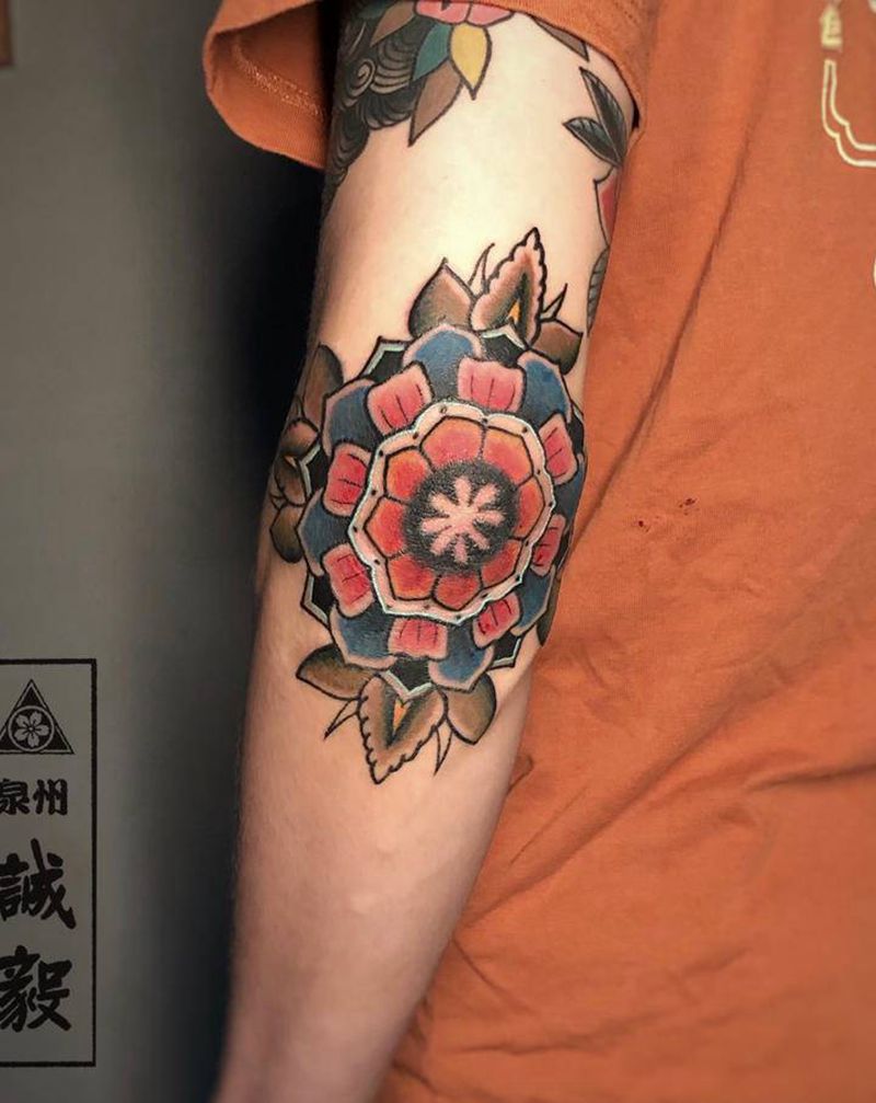 手肘梵花纹身图片_手臂脚部Old SchoolNew School纹身图案