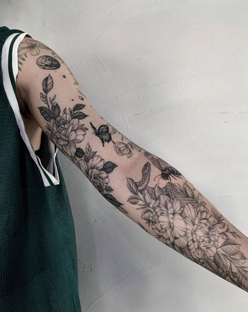素花花臂纹身图片_手臂肩部欧美写实New School纹身图案