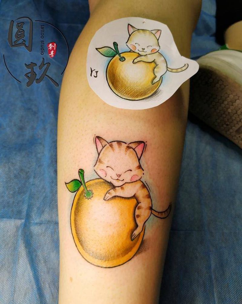 原创小清新猫咪纹身图片_腿部新传统纹身图案