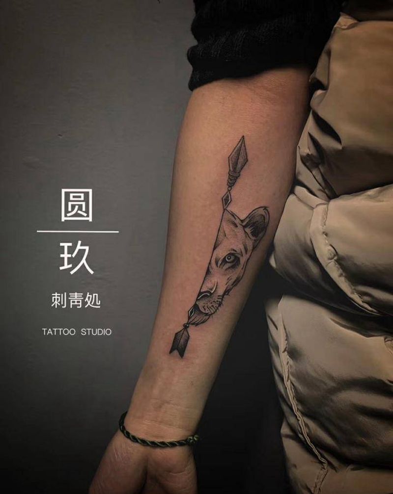 情侣纹身系列纹身图片_手臂点刺纹身图案