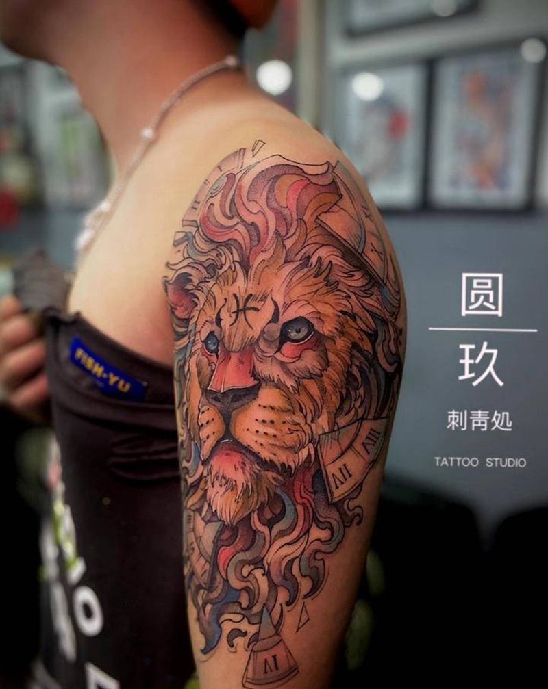 水彩狮子纹身图片_手臂水彩点刺纹身图案