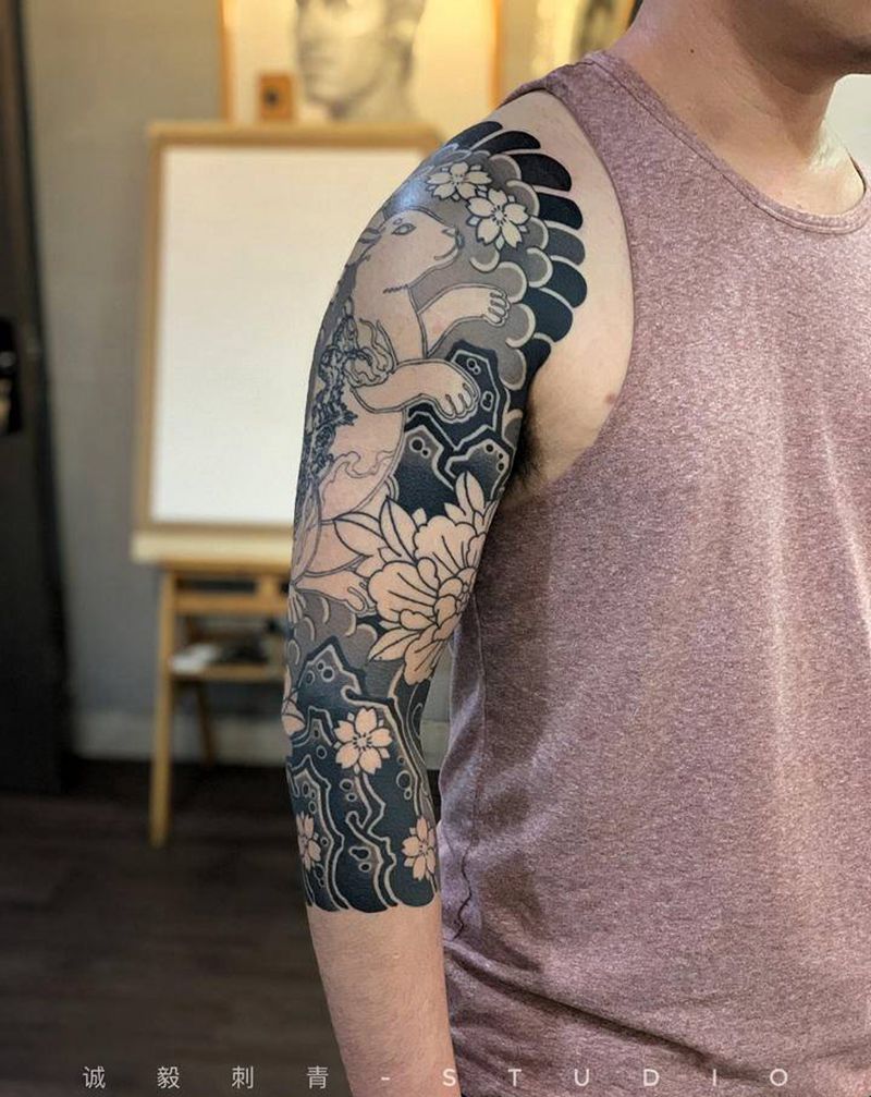 生肖花臂纹身图片_手臂肩部新传统老传统纹身图案