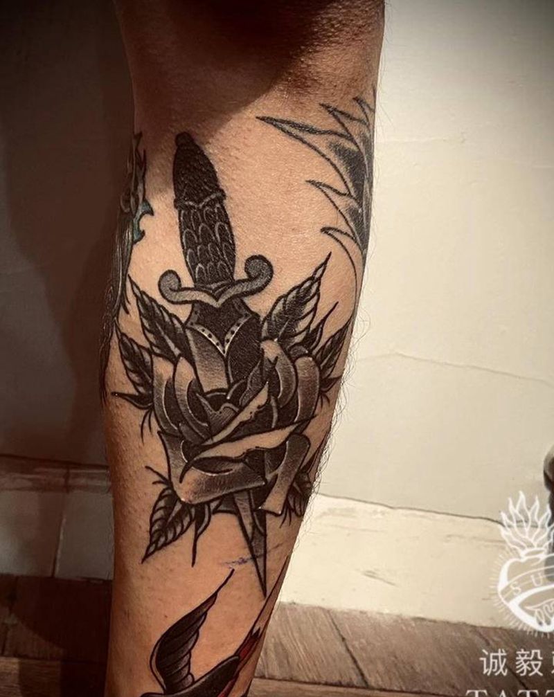 剑花纹身图片_手臂腿部Old SchoolNew School纹身图案