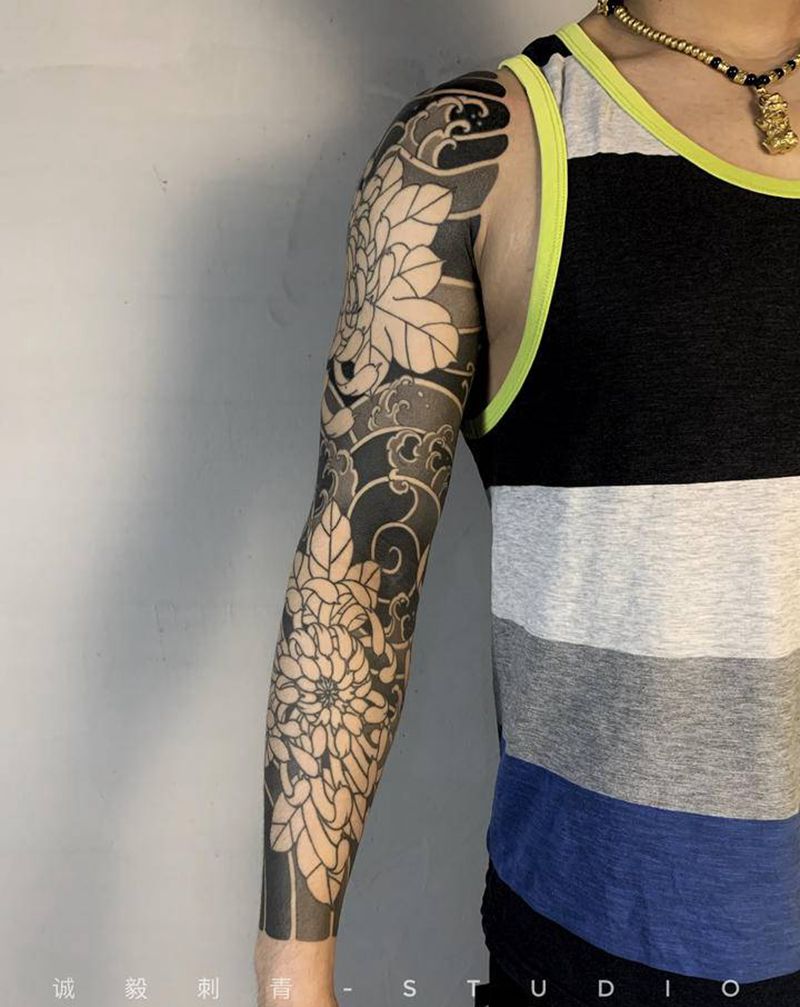 原创寿菊花臂纹身图片_手臂腿部老传统新传统纹身图案