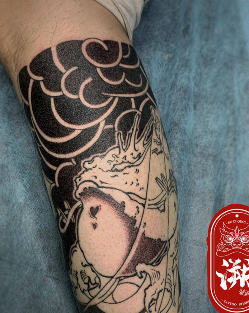 金蟾纹身图片_脚部腿部老传统金蟾纹身图案