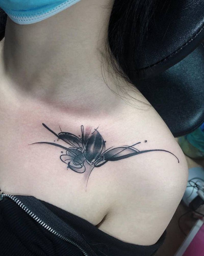 锁骨纹身纹身图片_胸部新传统锁骨纹身图案