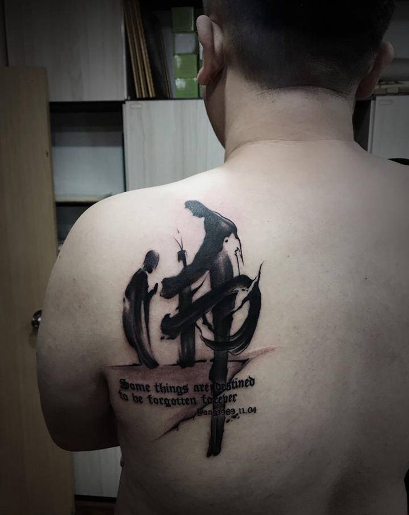 佛纹身图片_肩部佛纹身图案