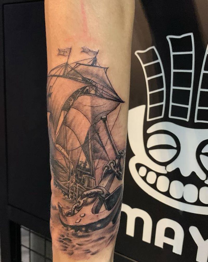 船  浪纹身图片_手臂欧美写实纹身图案