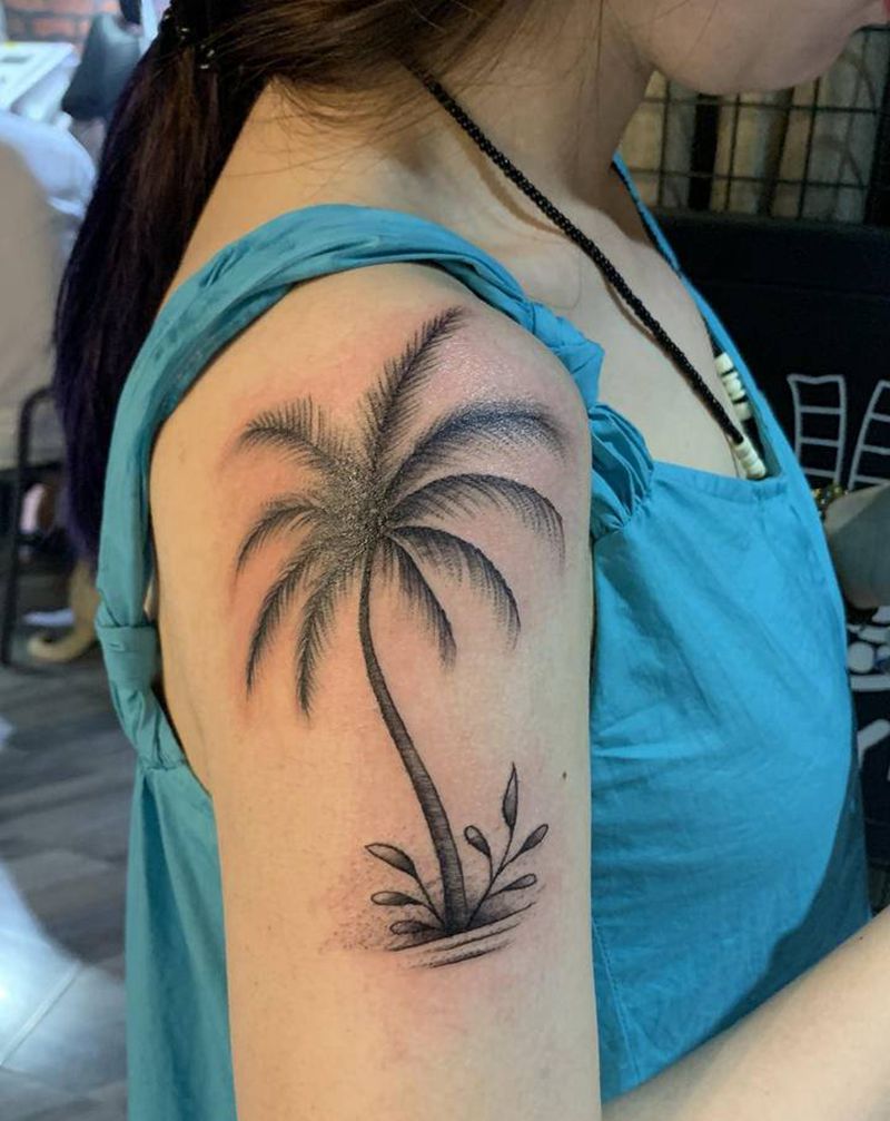 情侣椰树纹身图片_手臂纹身图案