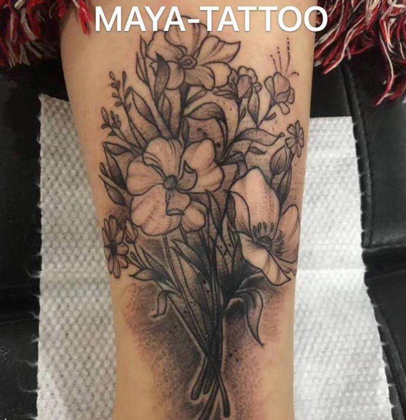 素描画纹身图片_脚部腿部点刺纹身图案