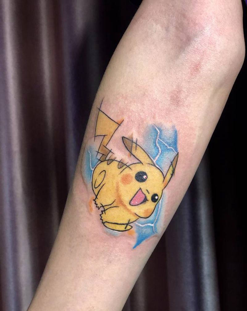 皮卡丘纹身图片_手臂腿部水彩纹身图案