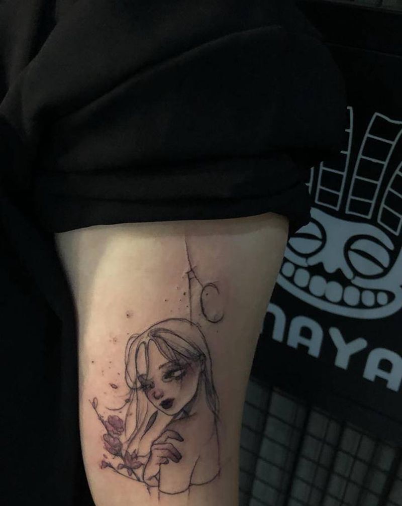 人像纹身图片_肩部胸部小清新纹身图案