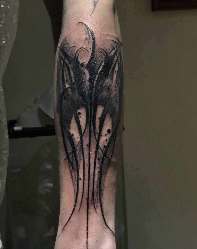 花体英文拼接纹身图片_手部手臂花体字纹身图案