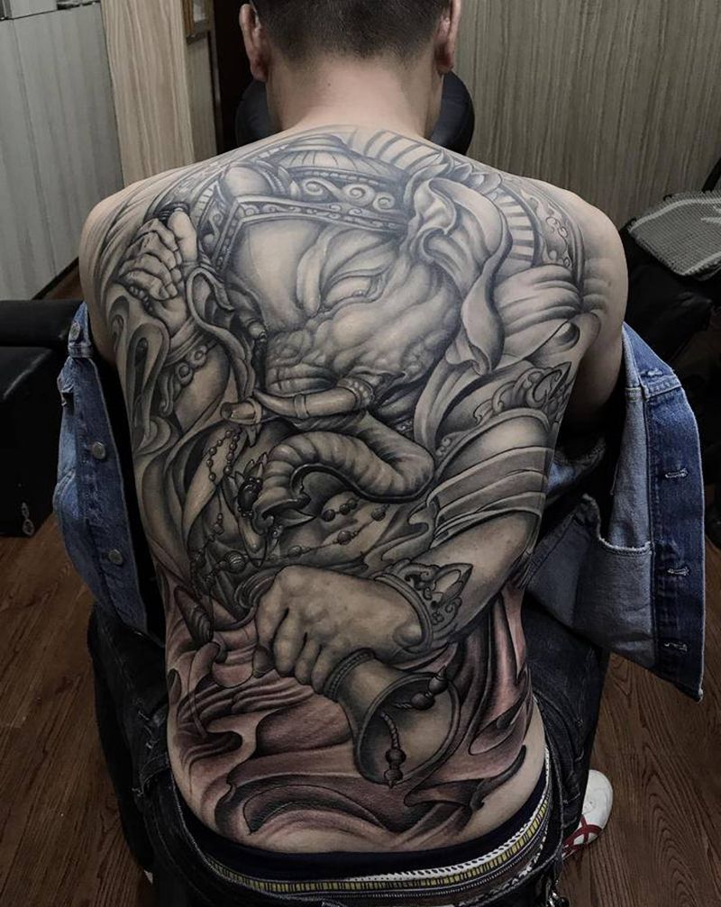 满背象神纹身纹身图片_背部新传统满背纹身图案