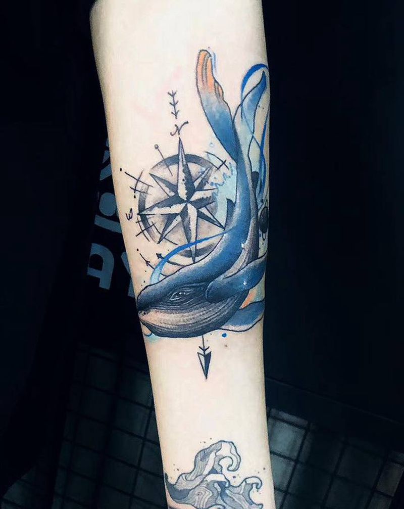 鲸鱼➕指南针 自由的纹身图片_手臂手部水彩纹身图案
