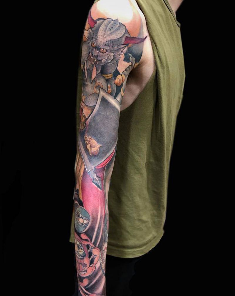 花臂作品纹身图片_臀部新传统纹身图案