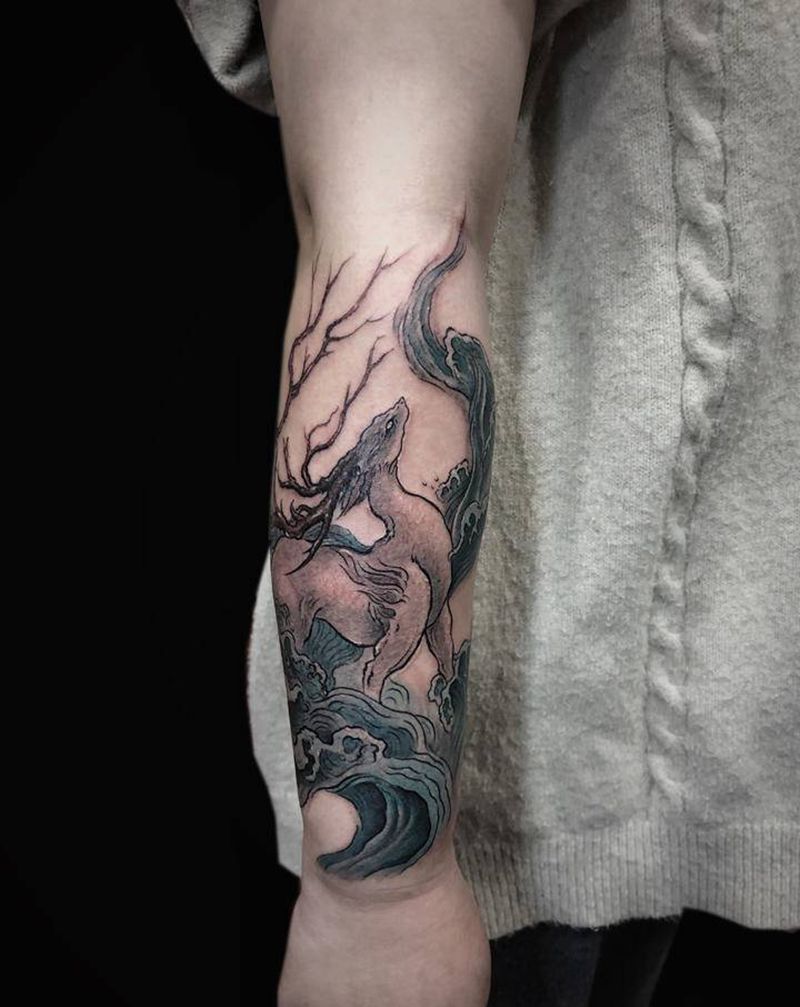 神兽纹身图片_手臂新传统鹿纹身图案