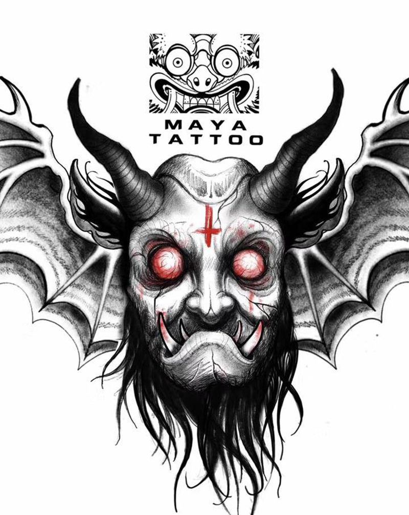 花胸纹身图片_胸部纹身图案