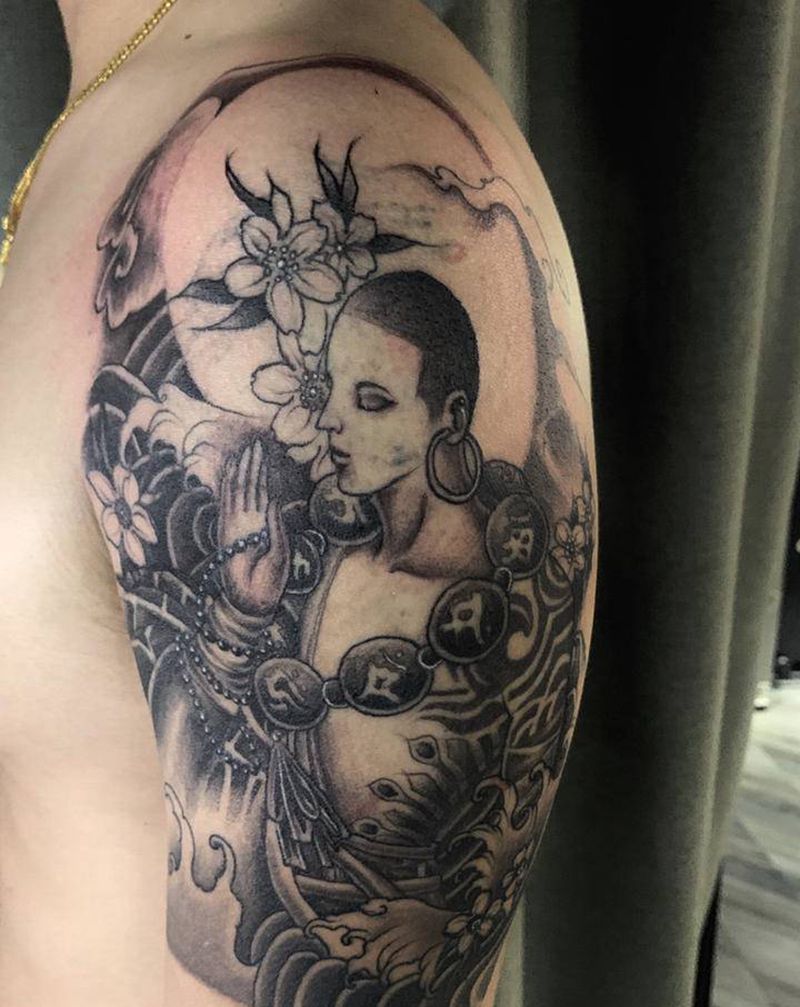 达摩纹身图片_手臂老传统纹身图案